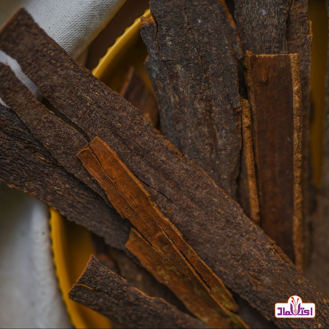 چوب دارچین اعلا 100 گرمی اعتماد گل سرخی بدون نرمه(دارچین)