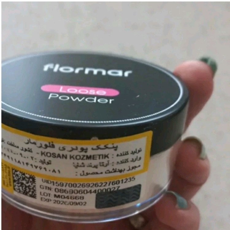 پودر فیکس پد دار FLO