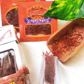 زعفران نگین اتویی یک گرمی داهمان با نشان کیفیت