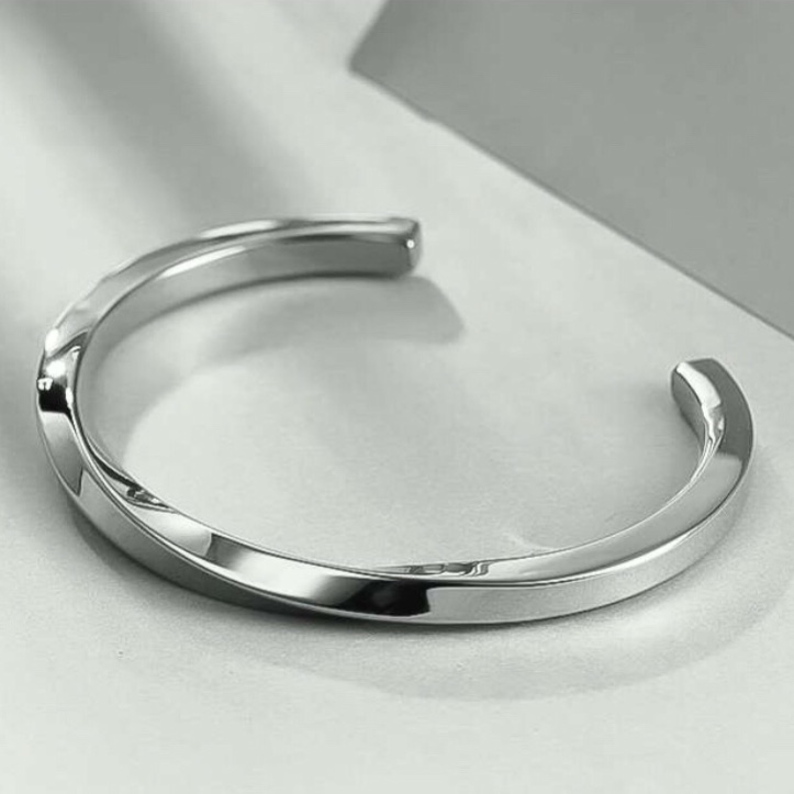 دستبند مردانه بنگل مردانه پیچ استیل رنگ ثابت