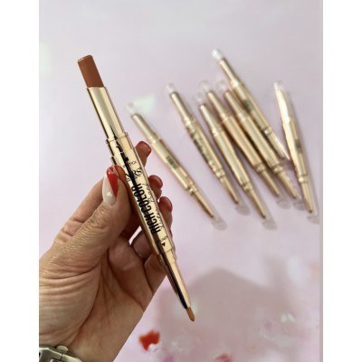 رژ دوسر یک طرف رژ و طرف دوم خط لب(قیمت مناسب عرضه مستقیم)