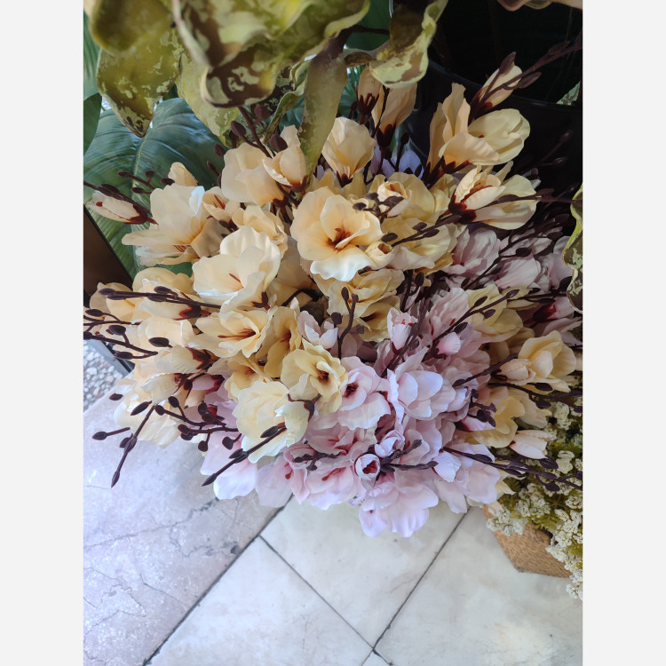 گل مصنوعی و دسته گل آلستر (فوق العاده زیبا و شیک)