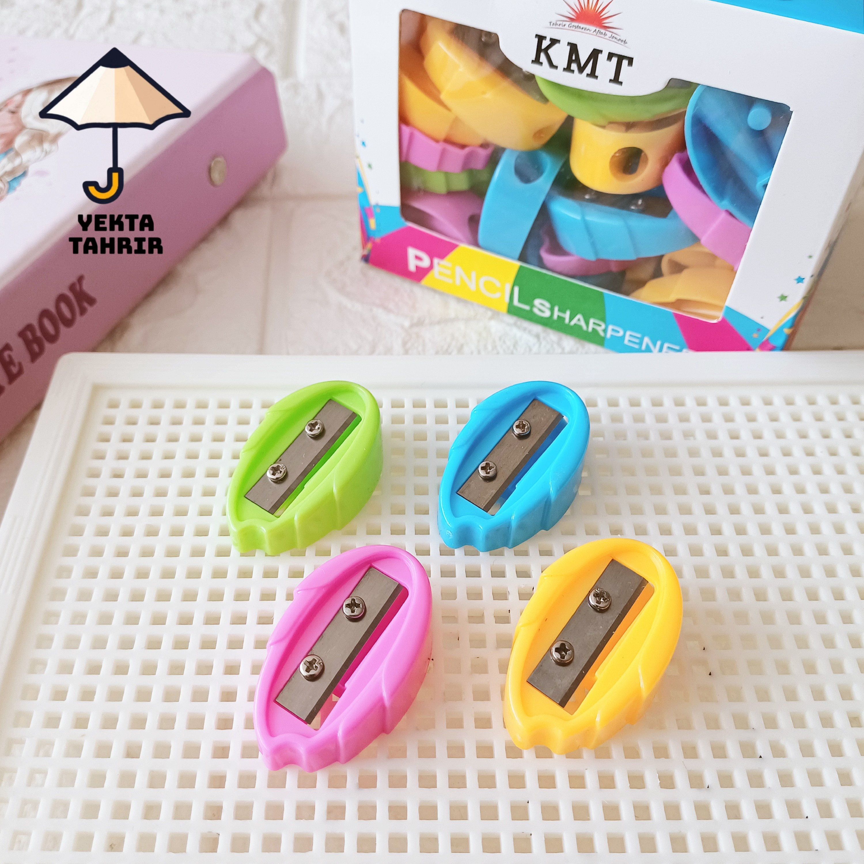 مداد تراش کی ام تی KMT طرح برگ دو پیچ درجه یک