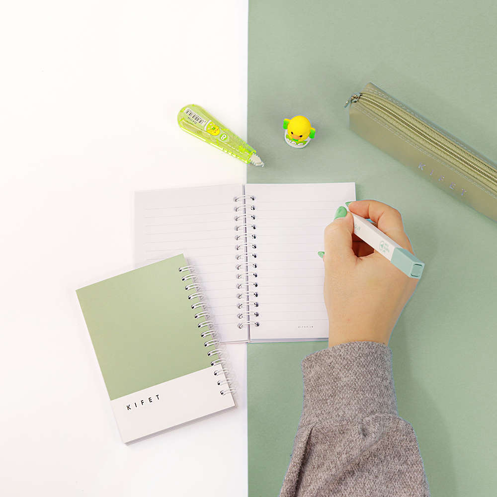 دفترچه پنتون کیفت Pantone