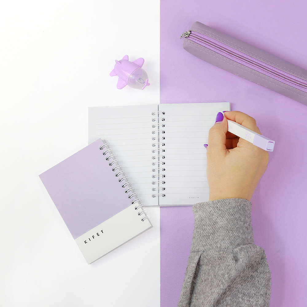 دفترچه پنتون کیفت Pantone
