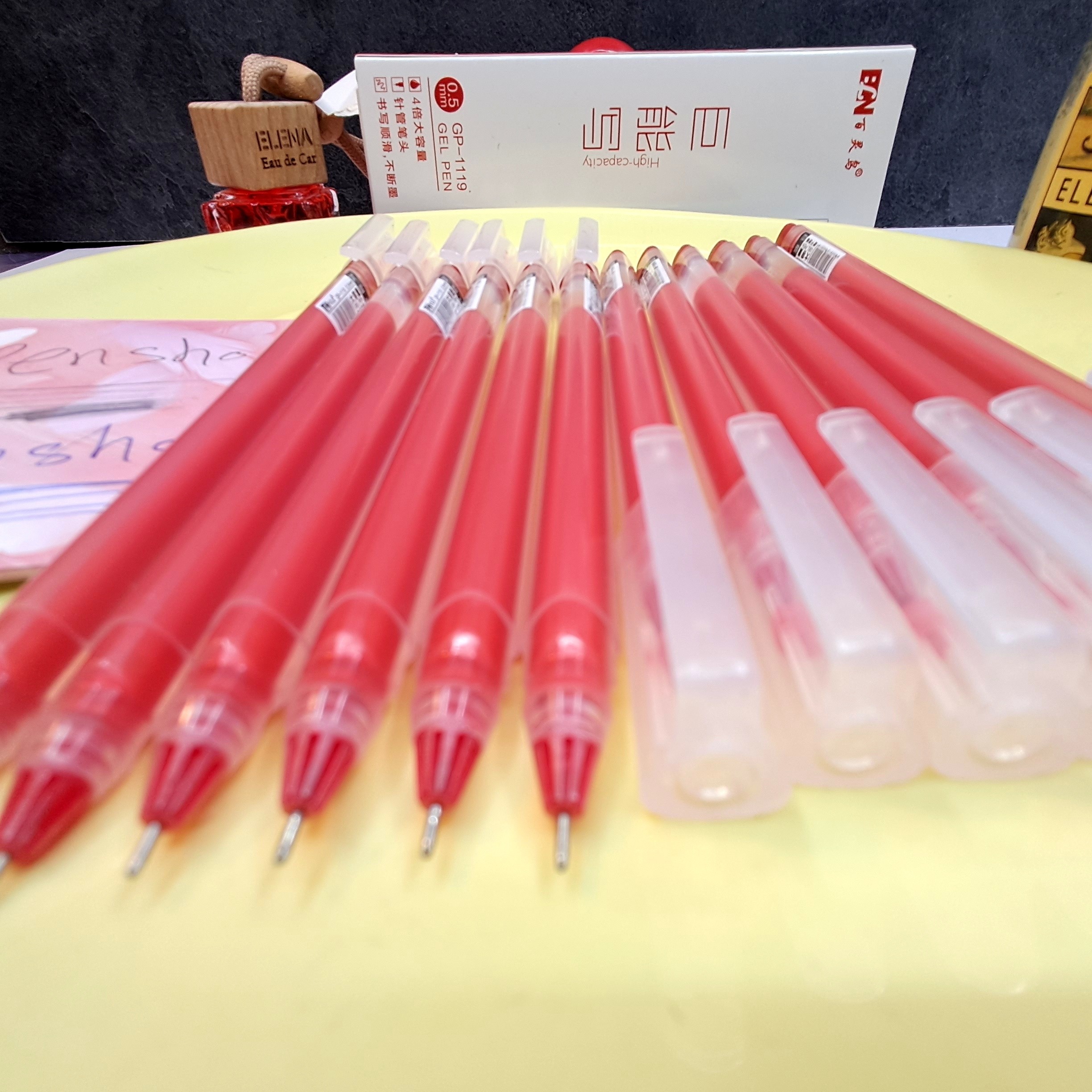 خودکار قرمز ژل پن ضخانت 0.5mm