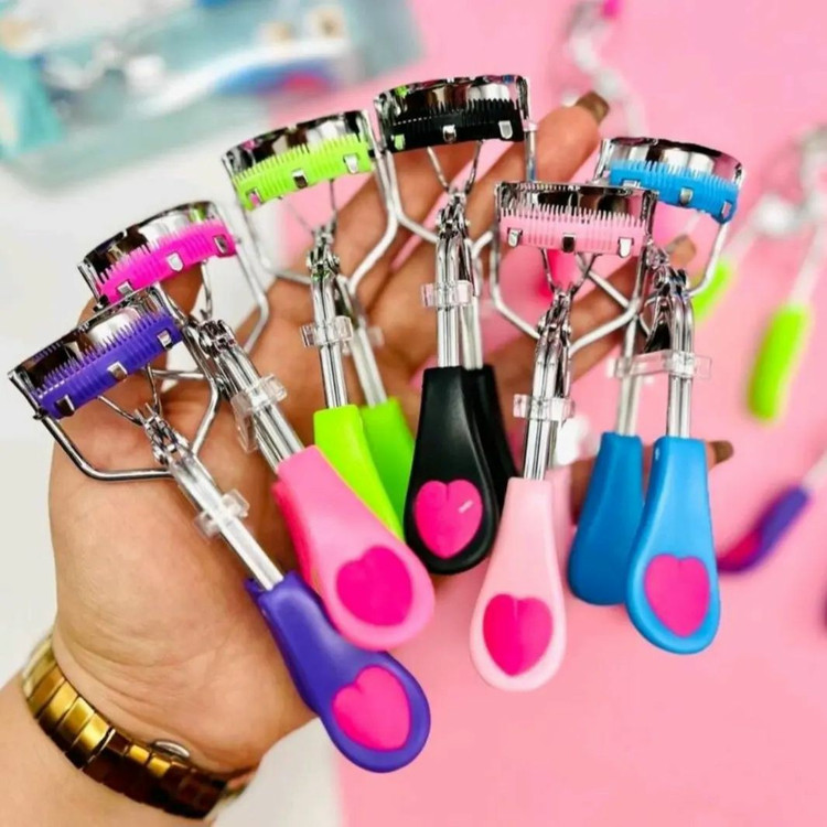 فرمژه شانه دار فانتزی فرمژه طرح قلب (آرایشی هوتران)