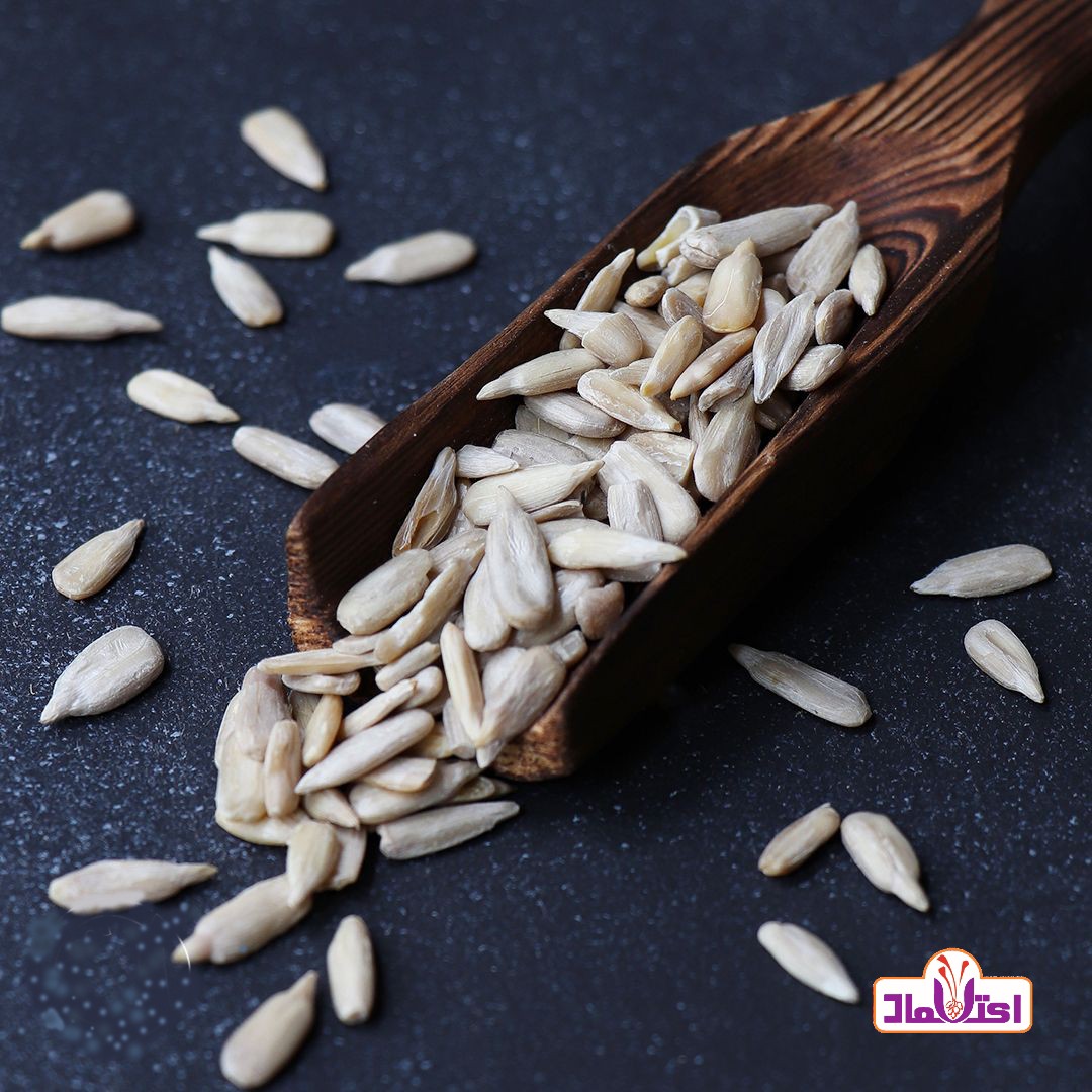 مغز تخمه آفتابگردان کانادایی یک کیلویی لوکس و کشیده