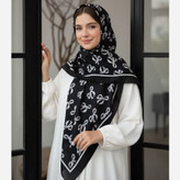 روسری زنانه طرح پاپیون قواره 140