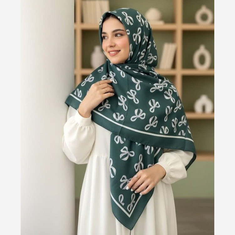 روسری زنانه طرح پاپیون قواره 140