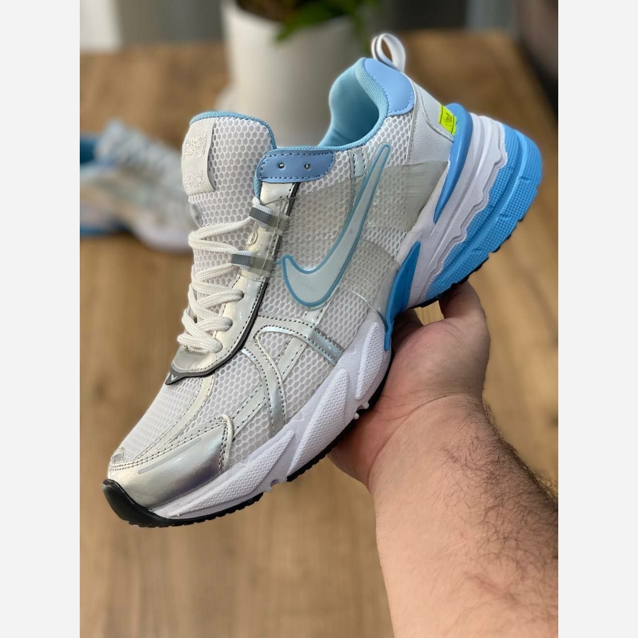 کتونی نایک وی تو کی قهوه ای مردانه زنانه ست Nike V2K