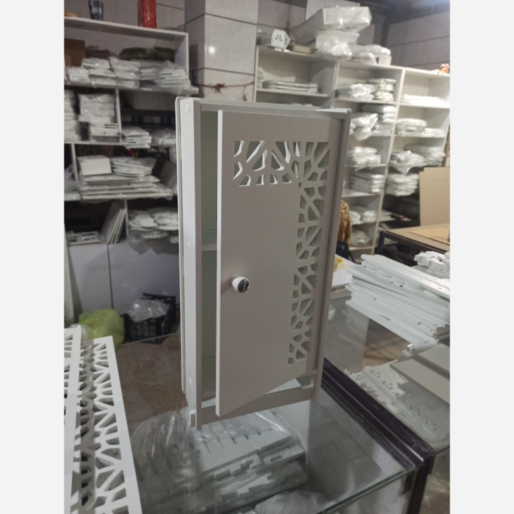 آینه باکس پر کار بسیار زیبا آینه همراه باکس ست حمام سرویس بهداشتی باکس دارای طبقه و جای دستمال رول ورق درجه یک ضد آب