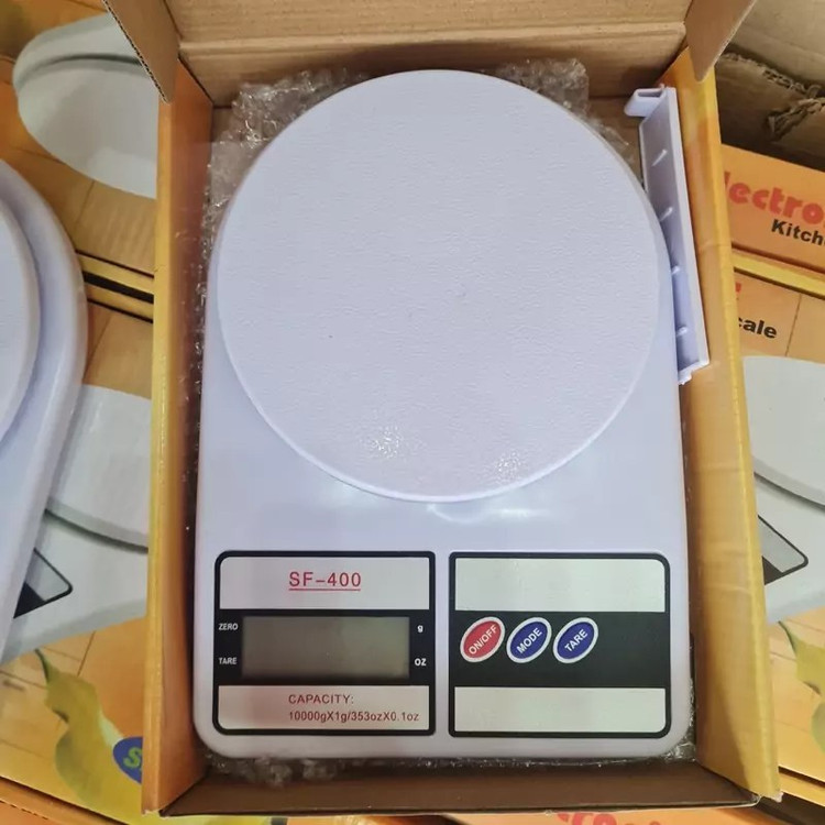ترازو آشپزخانه اصلی چین برند سومیت با باطری، دیجیتال 10 کیلویی sf 400 دقت 1 گرم، سفید درجه 1 ، ممتاز 5 ستاره