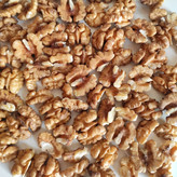 مغز گردو صبحانه ایرانی تازه نیم کیلویی داهمان(تویسرکان)
