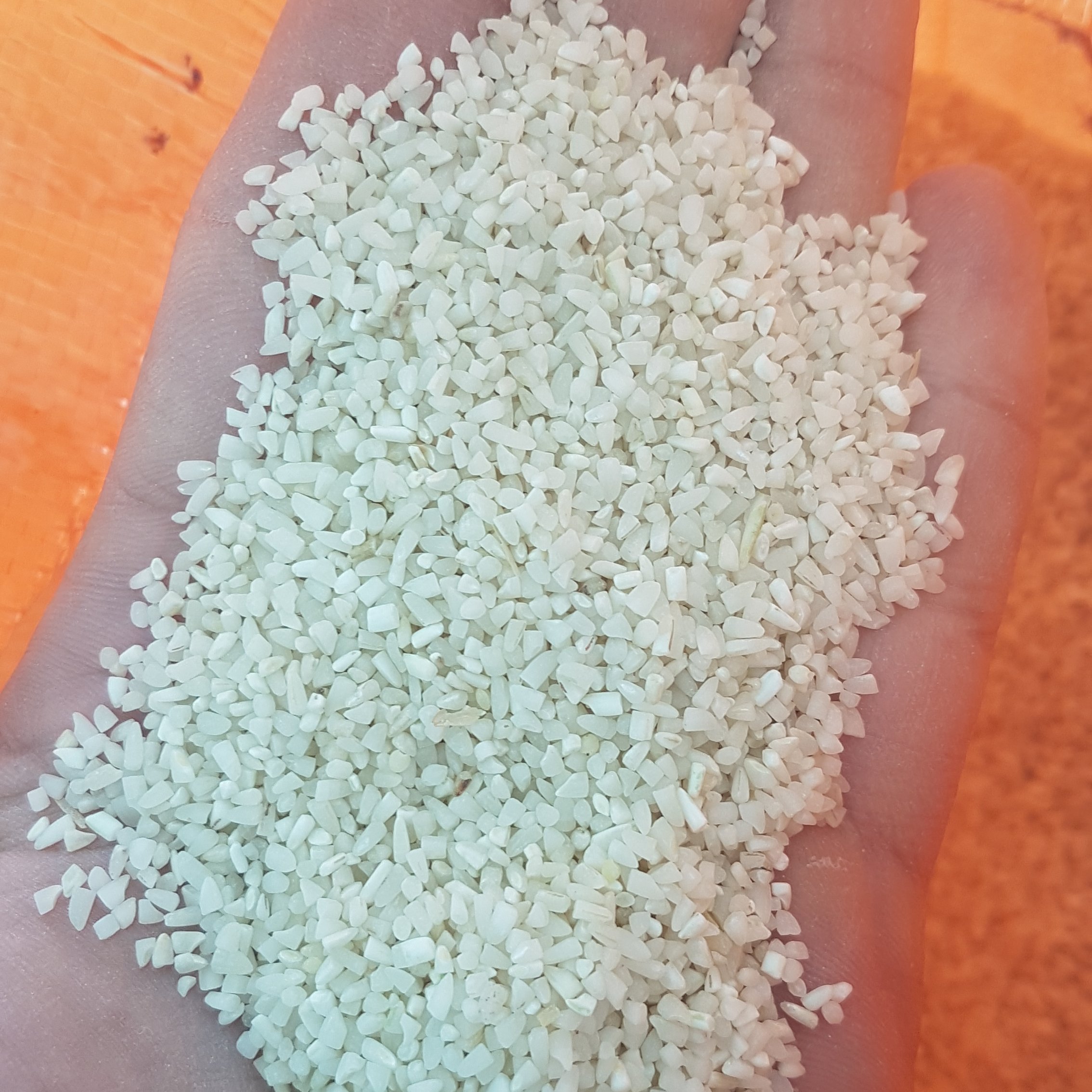 برنج نیمدانه ریز طارم محلی فریدونکنار امساله (10 کیلویی)