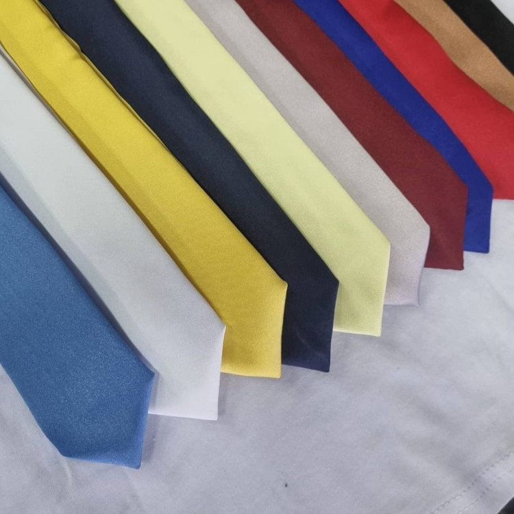 کراوات مردانه در رنگی بندی های زیبا جنس ساتن درجه یک کد ks001(قیمت قبل)