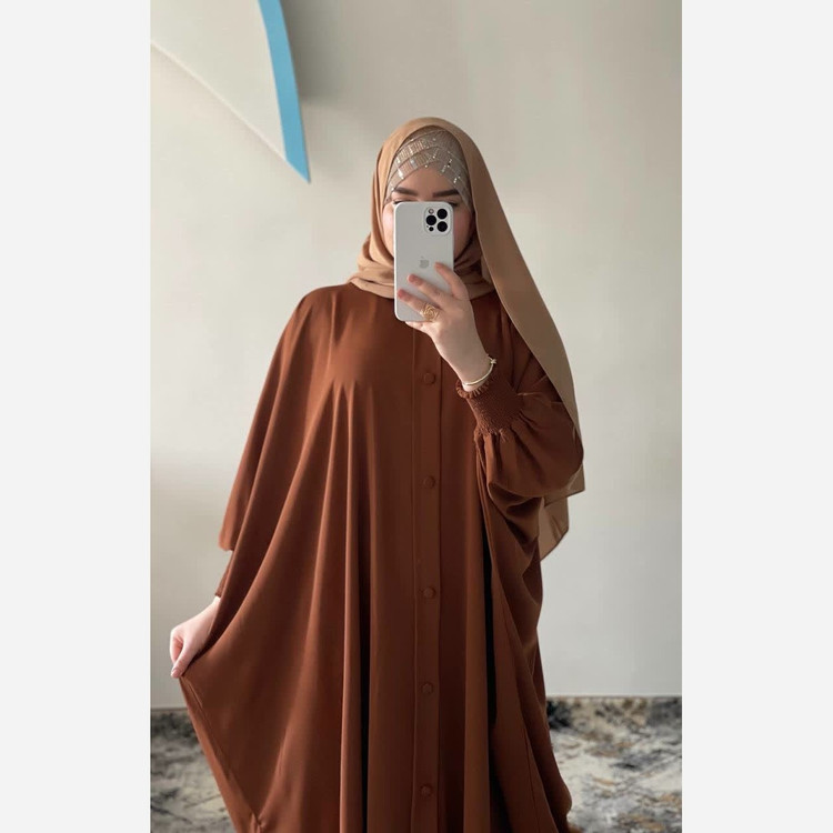 عبای ساده آرامش و مینیمال در رنگ بندی