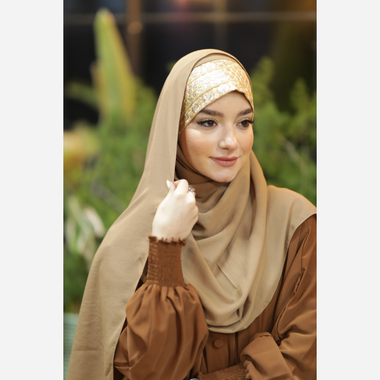 عبای ساده آرامش و مینیمال در رنگ بندی