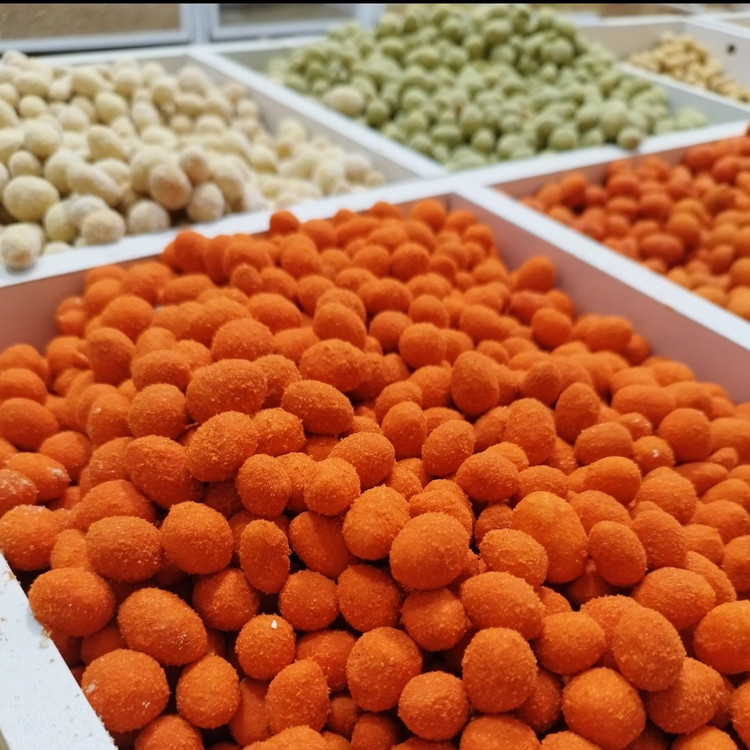 بادام زمینی روکش دار در پک پنج طعمی (1 کیلویی) انتخاب کنید روکشدار