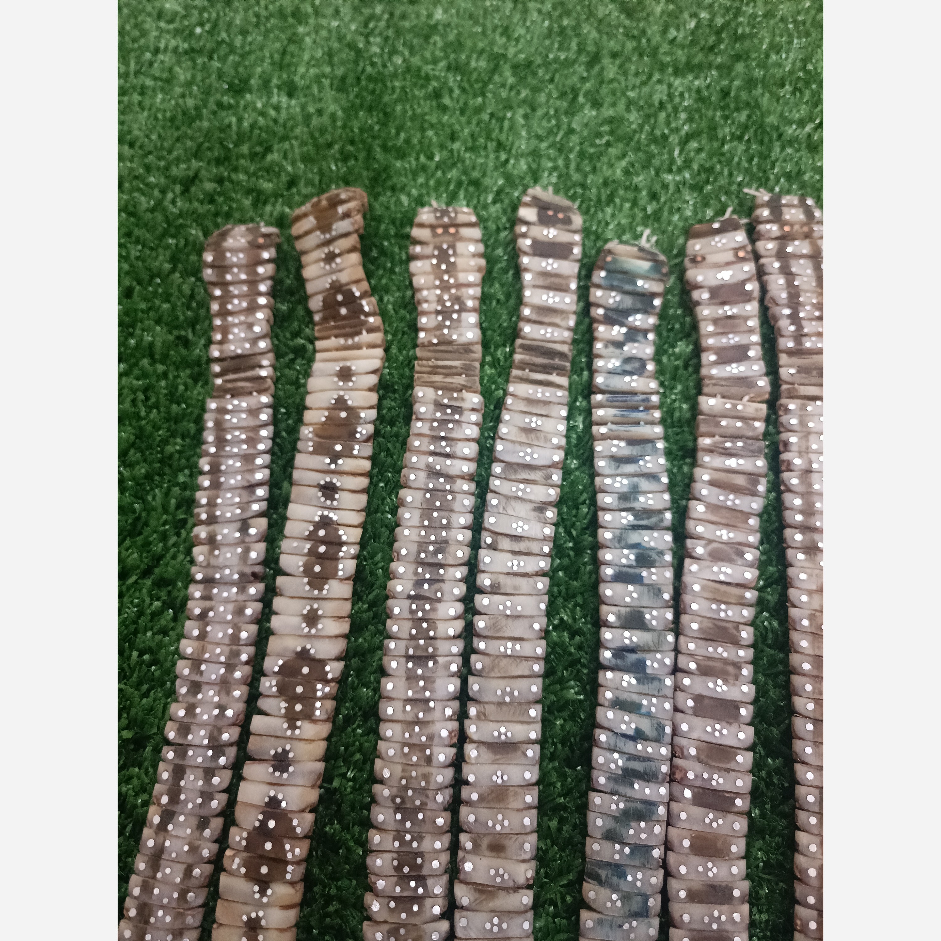 تسبیح هسته خرما میخکوب ماری تک سر کد 4