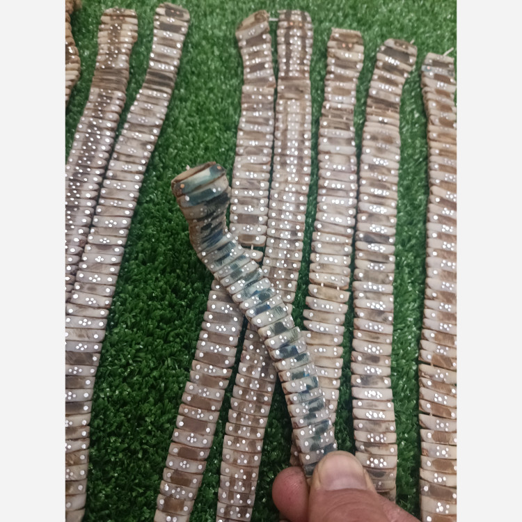تسبیح هسته خرما میخکوب ماری تک سر کد 4