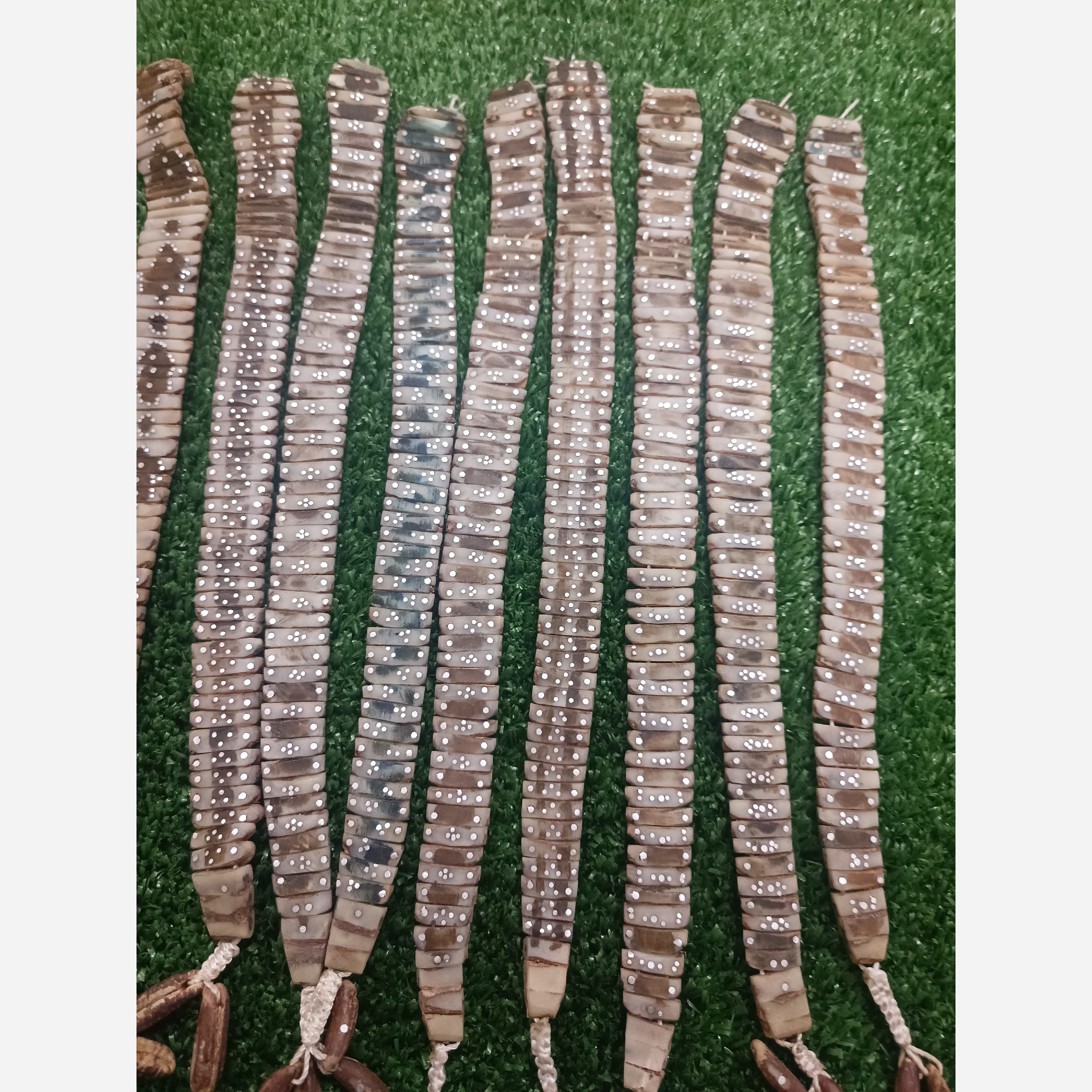 تسبیح هسته خرما میخکوب ماری تک سر کد 4