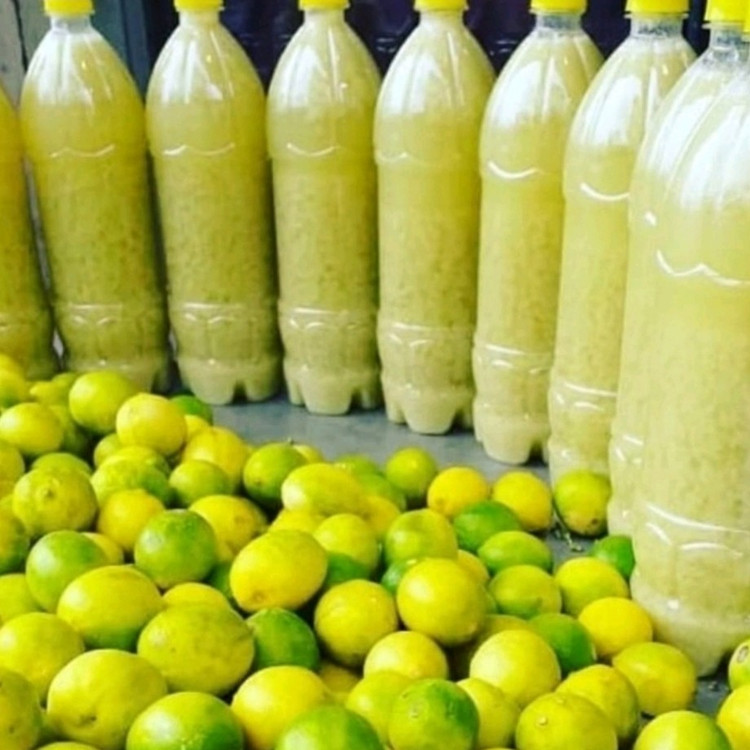 آبلیمو سنگی طبیعی و خالص 2 لیتر امسالی الماس کویر