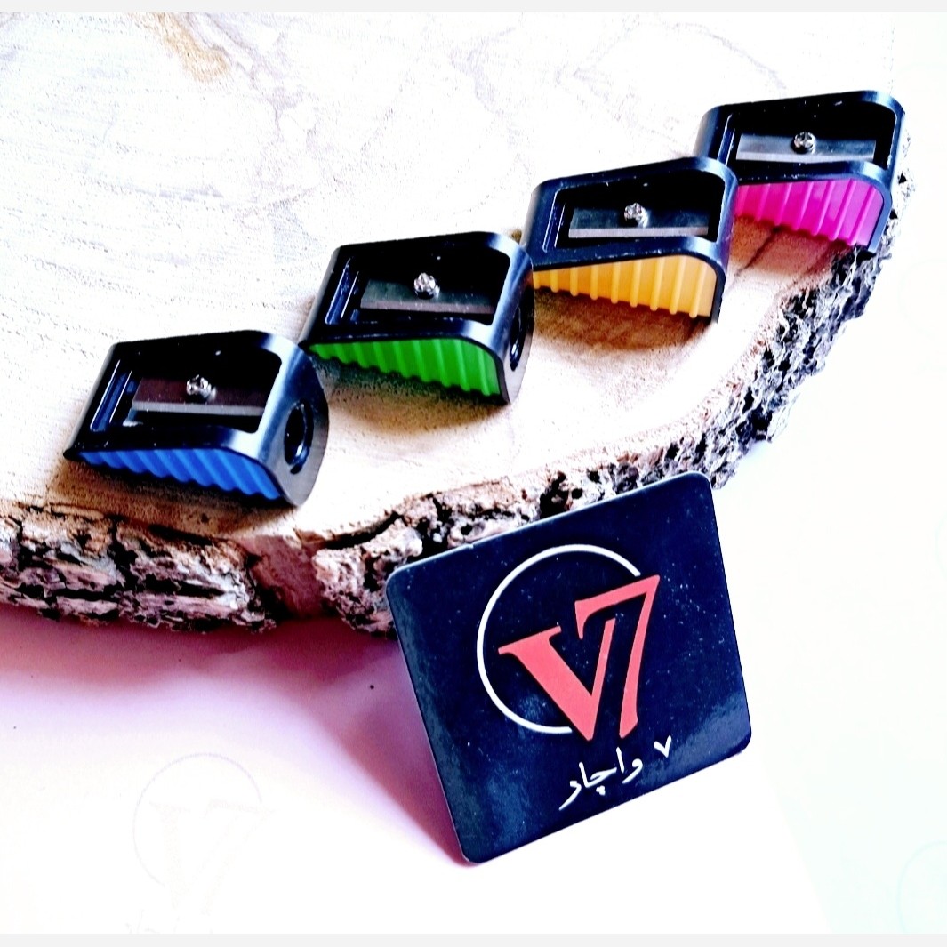 تراش دو رنگ هرمی مداد تراش مثلثی بدون مخزن برند KMT