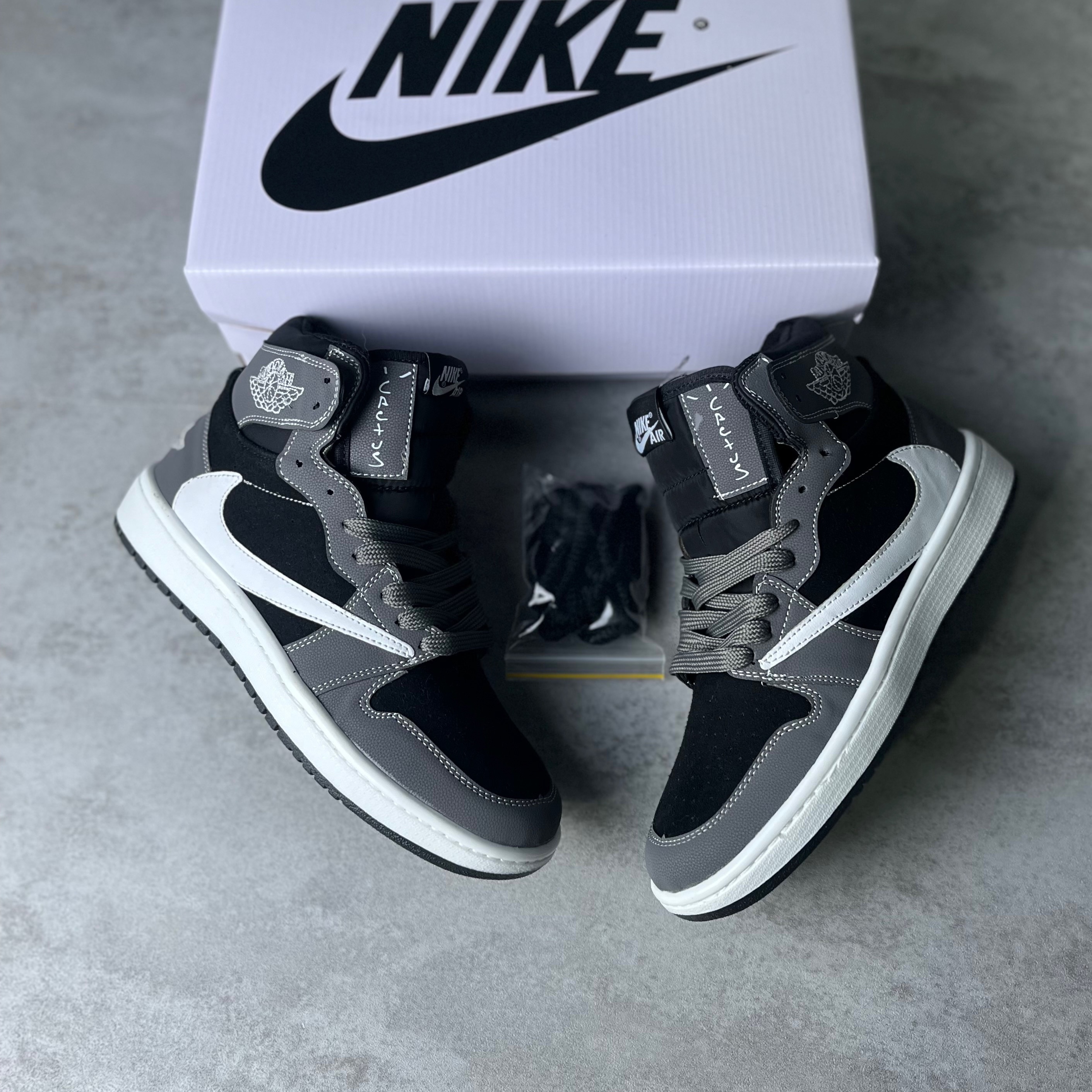 کتونی نایک ترویس ساقدار طوسی - Nike Travis