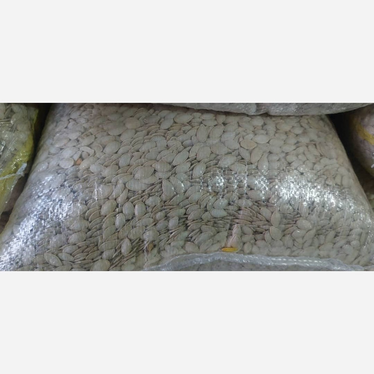 تخمه کدو خام ایرانی گوشتی100 درصد طبیعی یک کیلوگرم