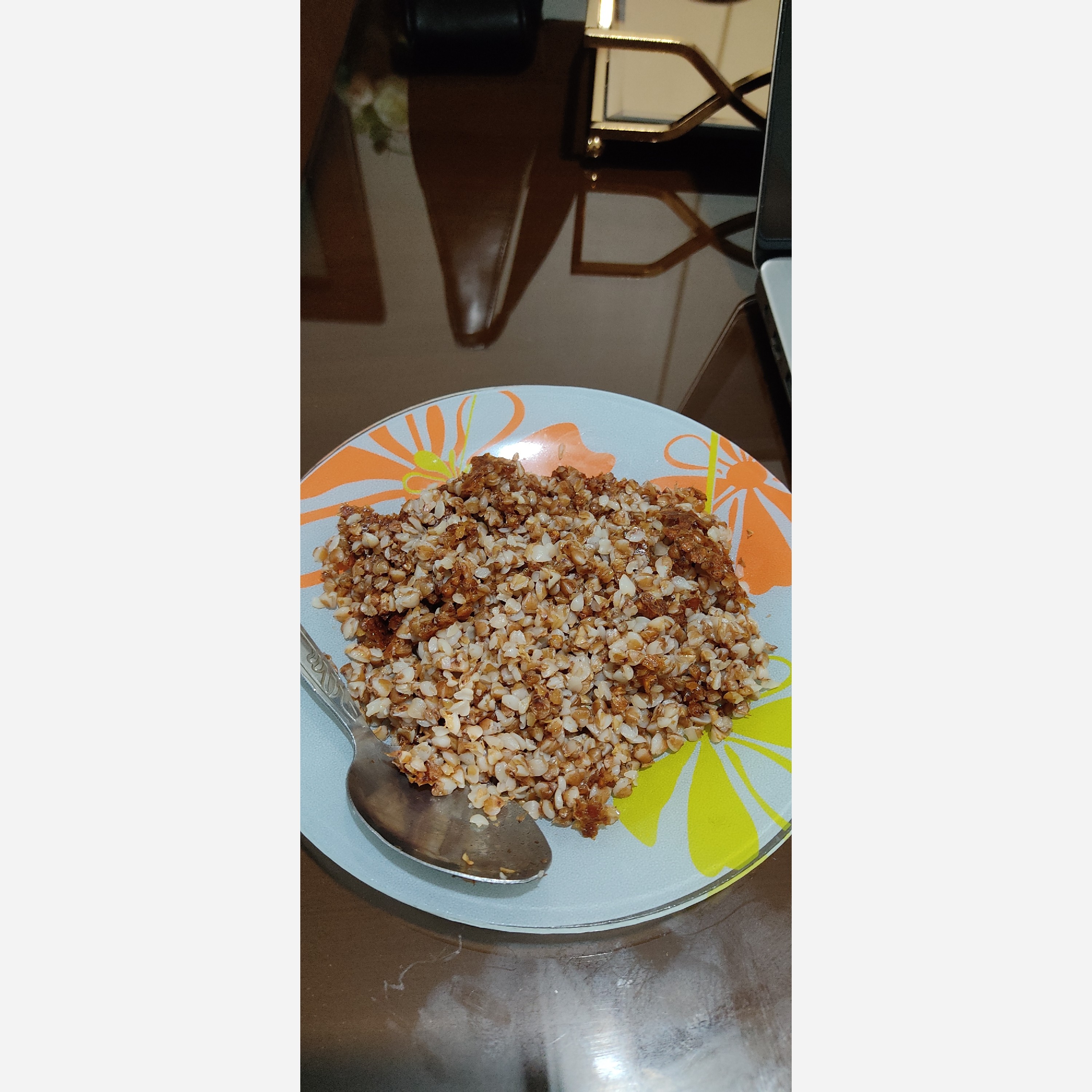 گندم سیاه (گرچکا یا باکویت) اصل روسیه 1 کیلویی / بدون گلوتن / مناسب رژیم و ورزش