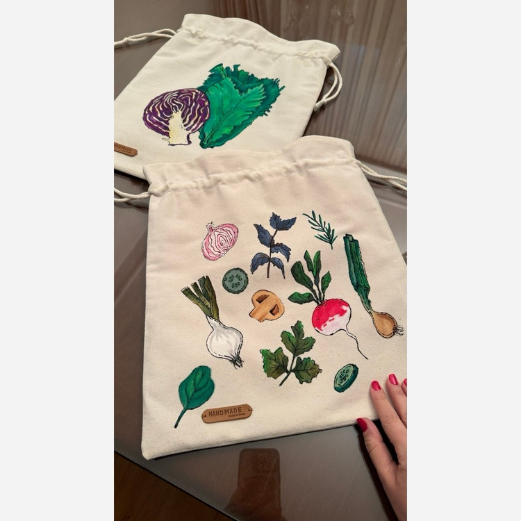 مشما بچه(شورتی) ستاره دار سفره پلاستیکی سفید