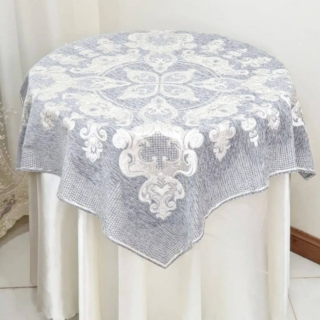 رومیزی خاطره مخمل قلمکاری جدید مربع سایز 90
