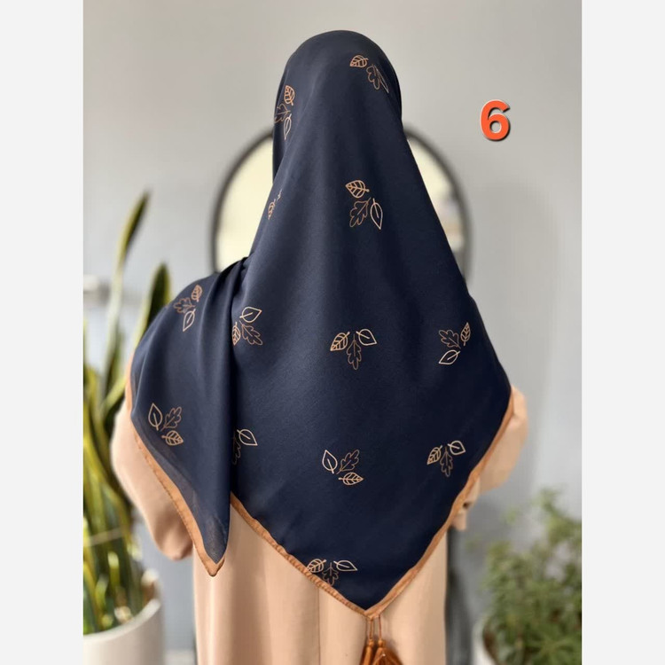 روسری نخی قواره 140 طرح 3 برگ