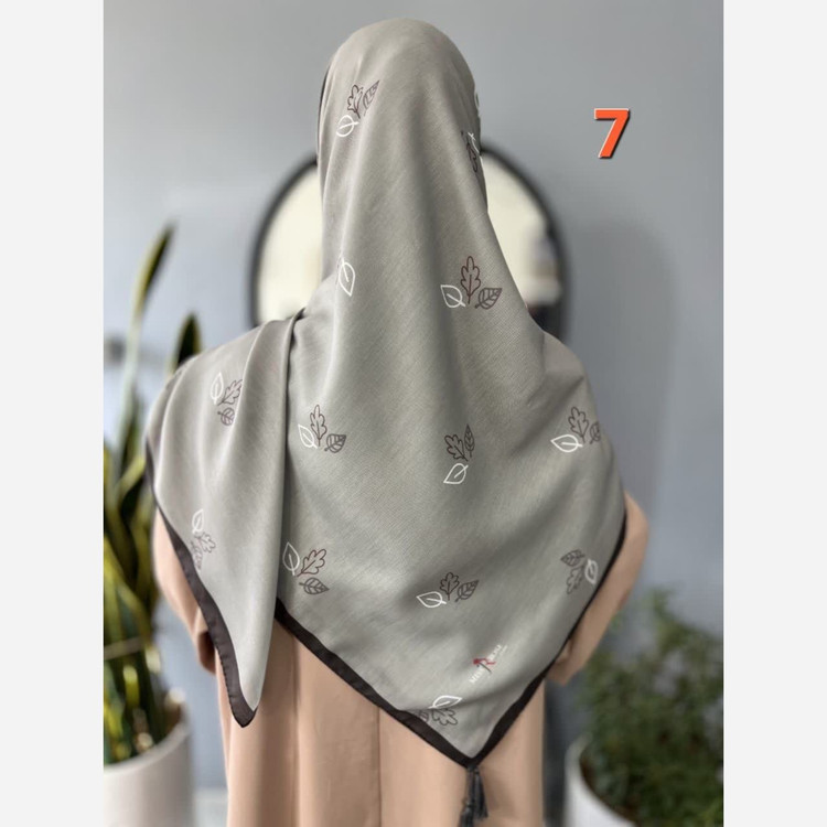 روسری نخی قواره 140 طرح 3 برگ