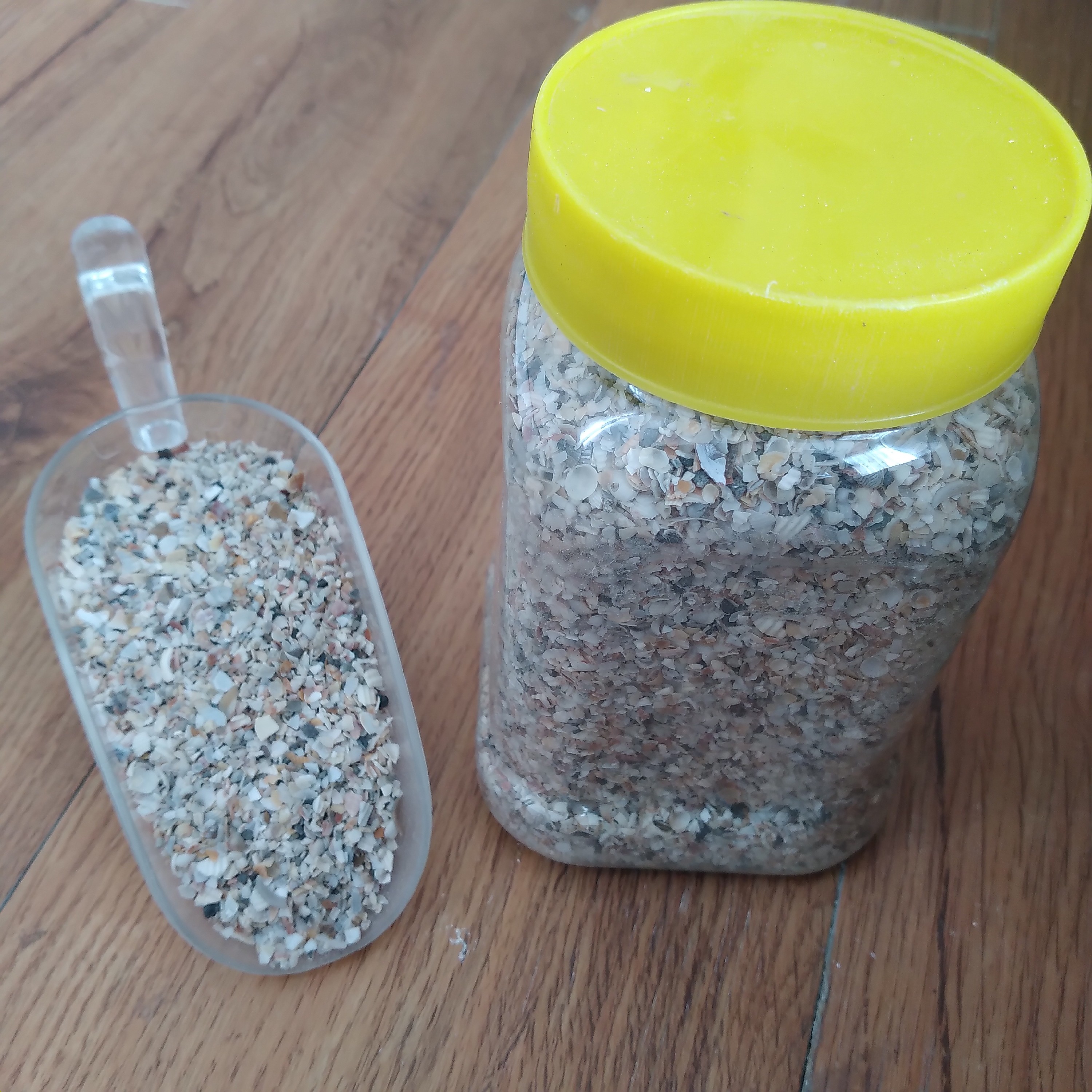 پودر صدف خوراکی پرنده ( منبع کلسیم و مواد معدنی) 800 گرمی