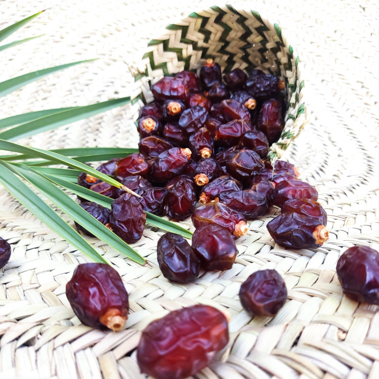 خرما خاصویی ریزه سیاه سوپر لوکس 1کیلویی