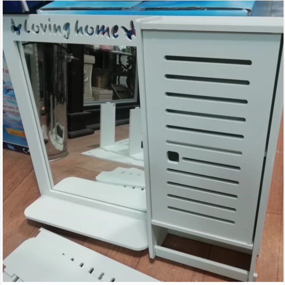 آینه باکس دار بزرگ 50در60 با آینه رخ نمای بزرگ هم باکس راست و هم باکس چپ موجوده