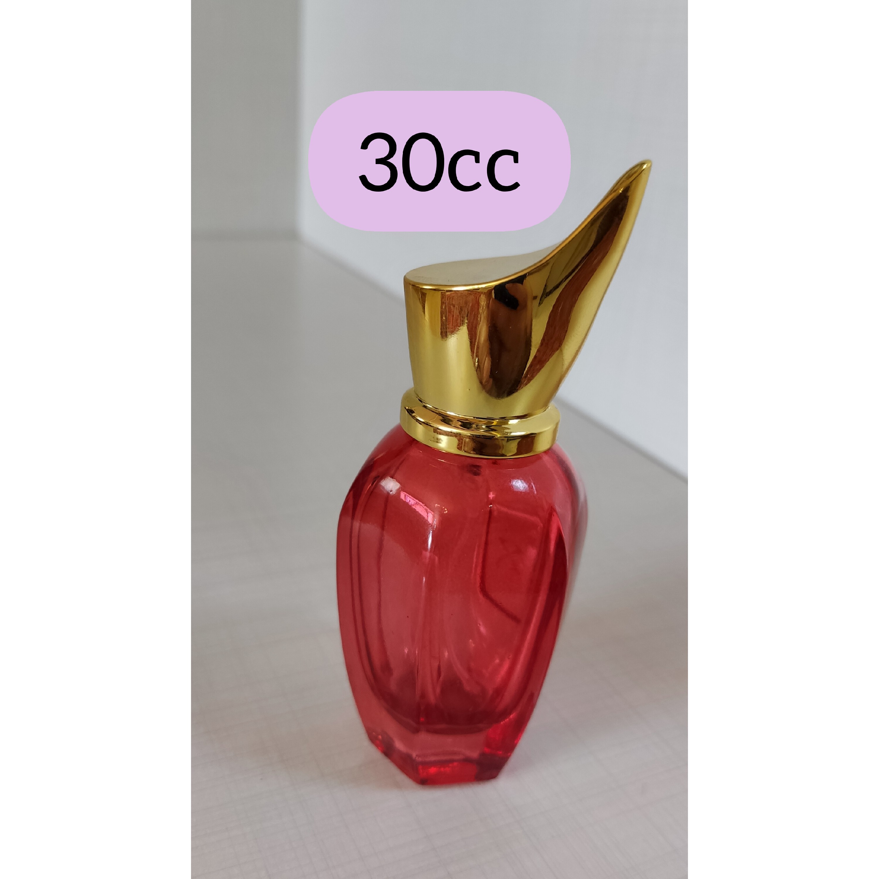 عطر لالیک لامور گرید TOP(بالاترین کیفیت) یک گرم(زنانه)