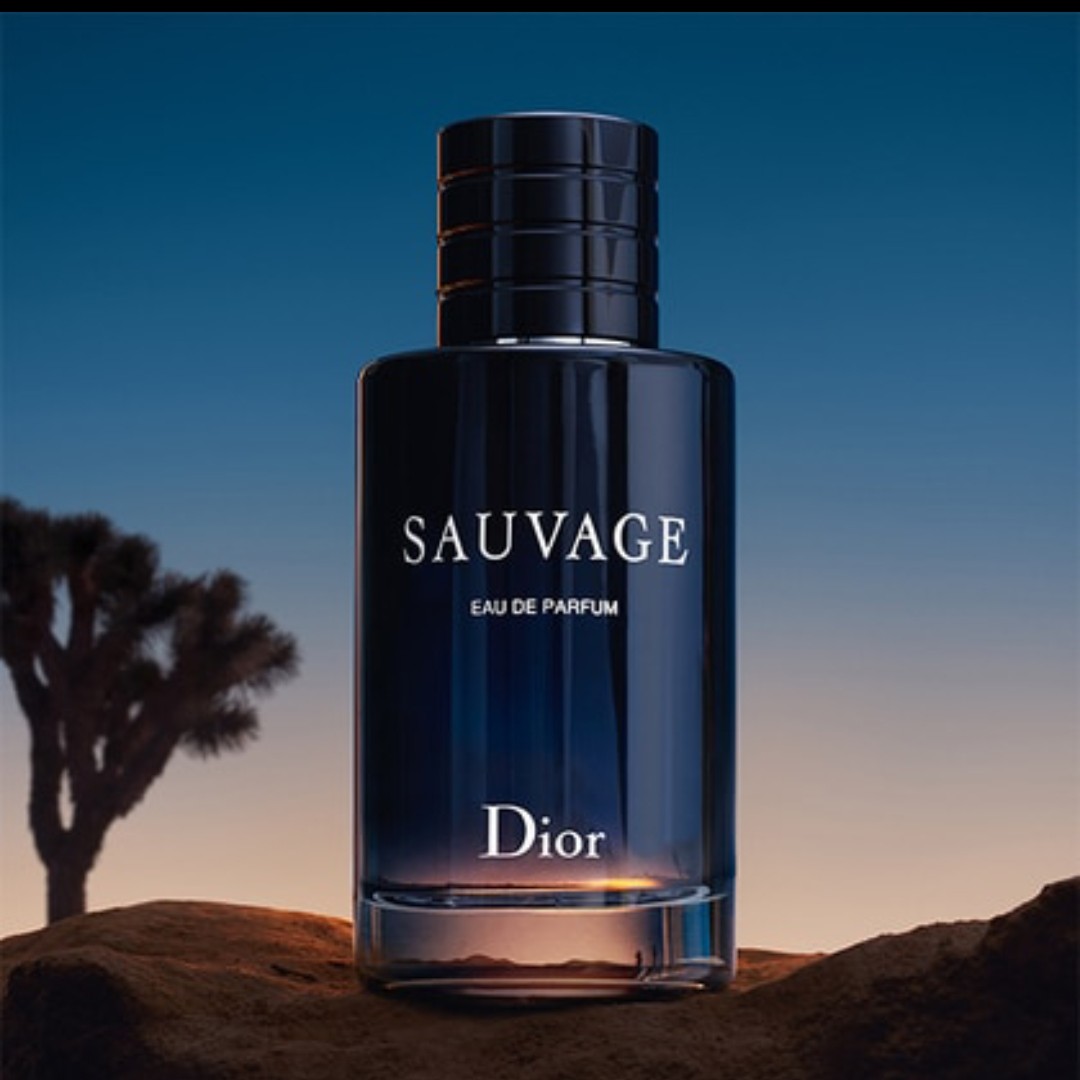 عطر ادکلن دیور ساواج Sauvage اصل با کیفیت عالی وماندگاری بالا(حداقل خرید 10 میل)