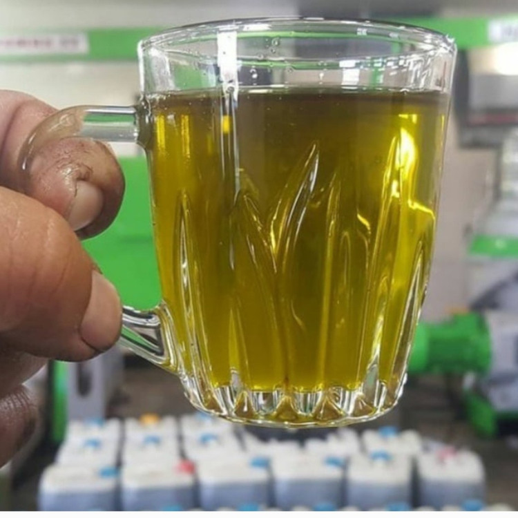 روغن زیتون خالص 5 لیتری (بدون بو) تازه امساله از تولید به مصرف مستقیم از باغدار