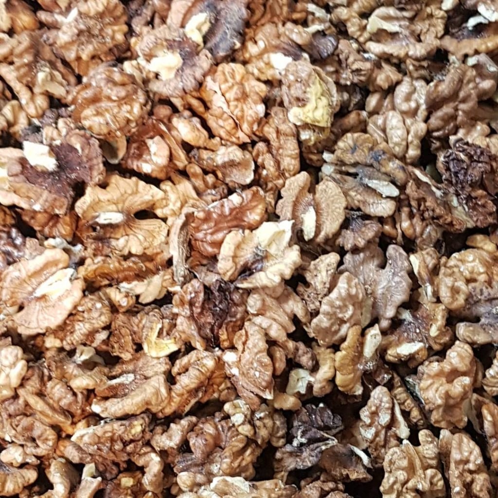 مغز گردو خورشتی و سیاه فسنجونی 1000 گرم