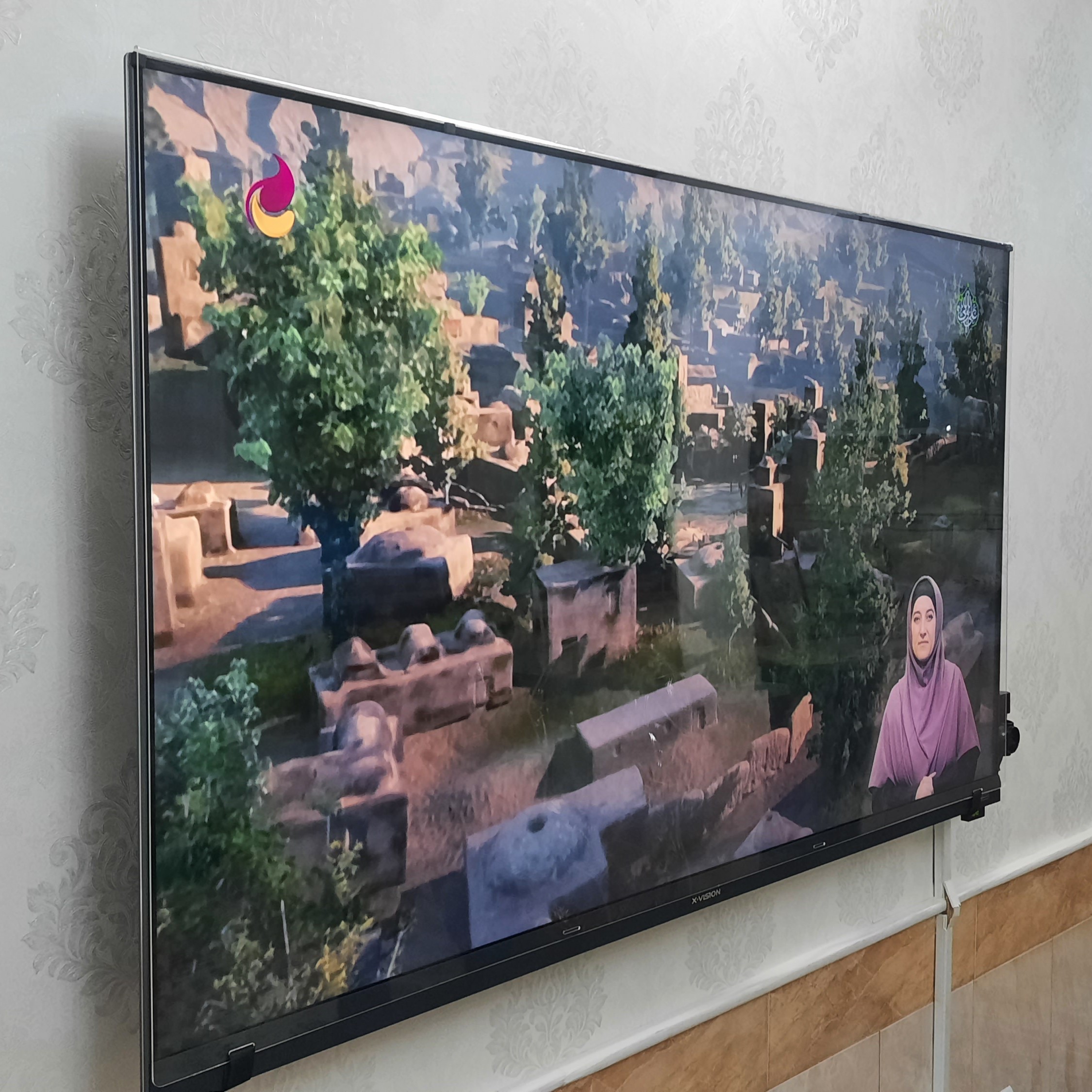 محافظ صفحه/گلس(4قسطه) تلویزیون 50 و 49 اینچ جوان
