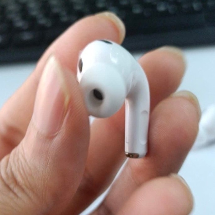 ایرپاد (مدل ایرپاد Pro) برند JBL بلوتوثی و لمسی ، کیفیت بالا صدا موزیک ، مکالمه واضح ، محصول شرکتی ، بدون خرابی